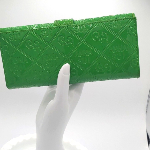 Anna Sui Vintage Leather trifold wallet - Picture 4 of 13